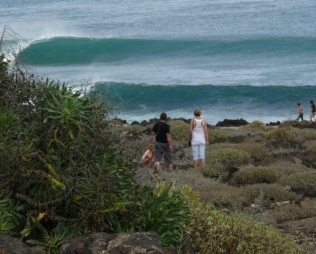 Bajando por el sendero hasta el mar